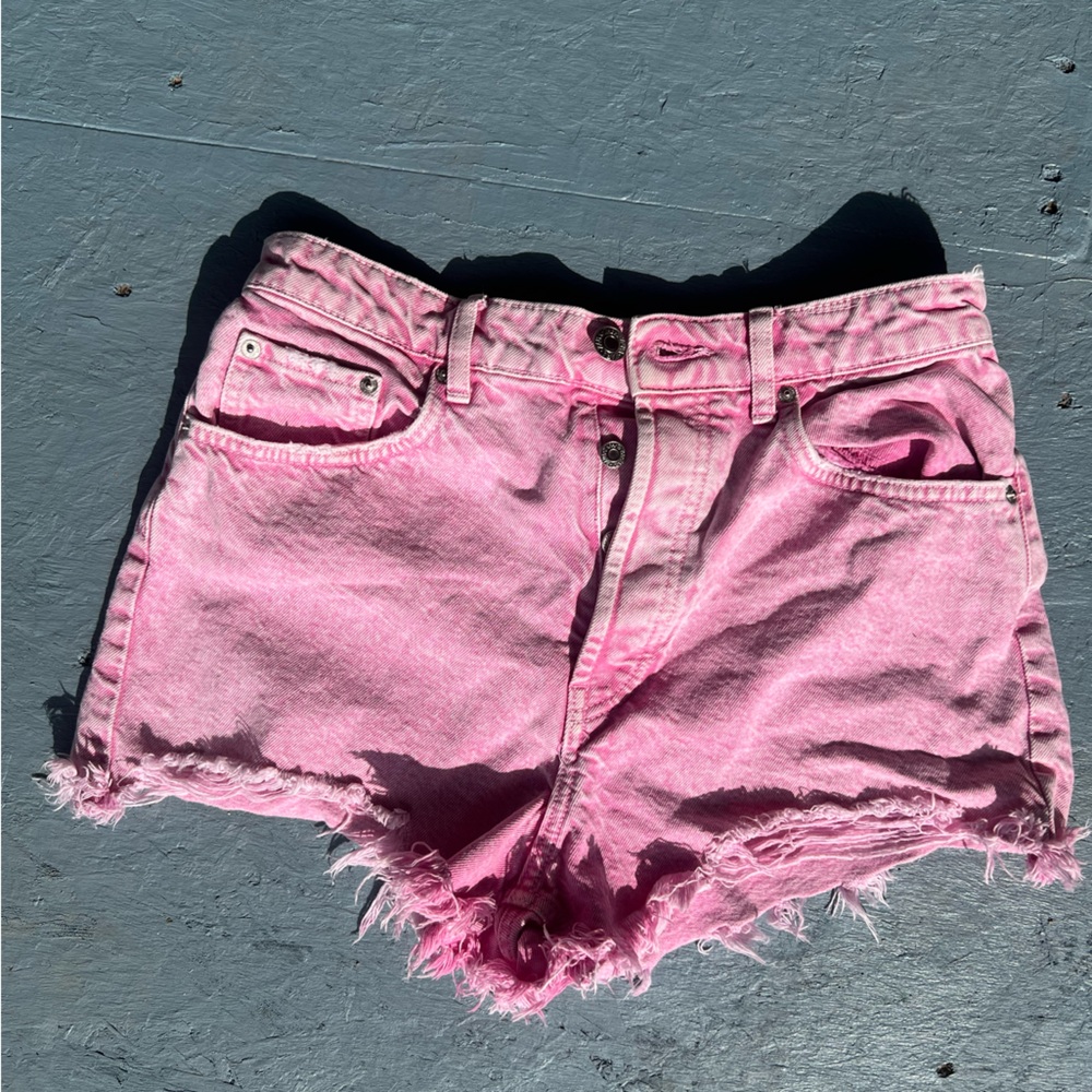 Zara Pink Jean Shorts Relaxed Distressed Style